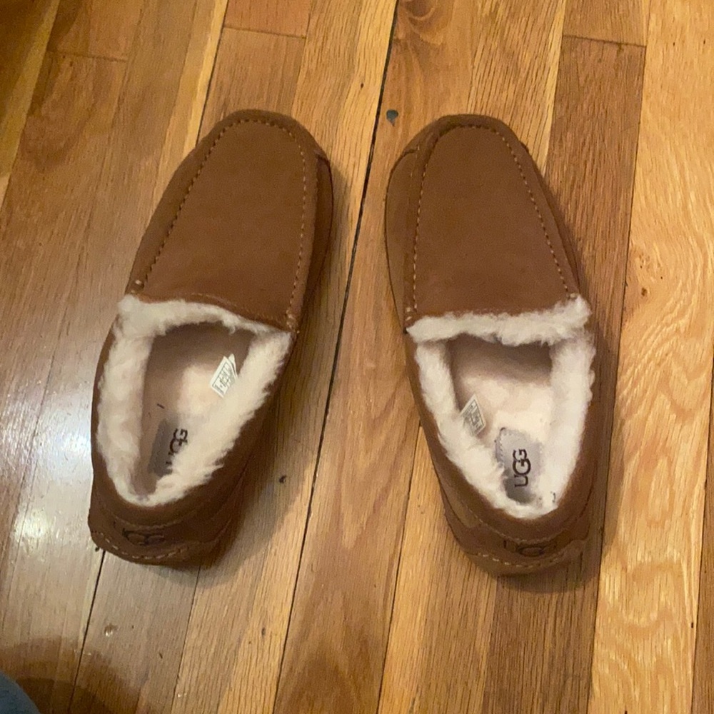 Ugg men’s ascot slippers
